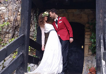 Conjunto de chaqueta de novia roja